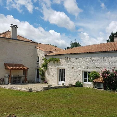 La Marsaisienne Hotel Bagian luar foto