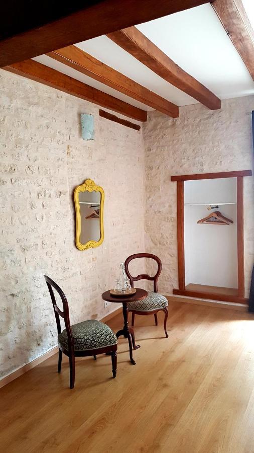 La Marsaisienne Hotel Bagian luar foto
